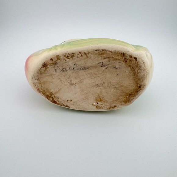 Vintage Swan Planter Vase | Pastel Ceramic | Quiet Luxury Cottagecore Decor - Picture 4 of 7